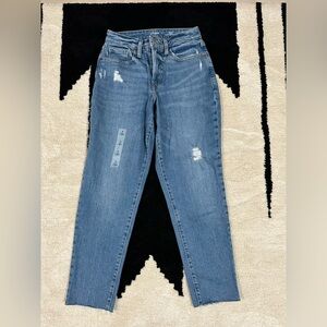 Old Navy Size 4 highwaisted jeans! Curvy Straight